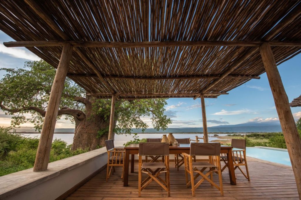 Manyara's Secret lac