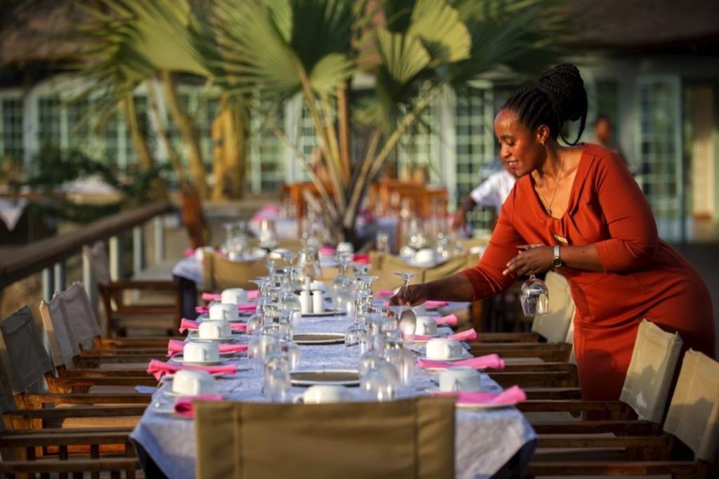 Restaurant Maramboi Tented Lodge Tarangire