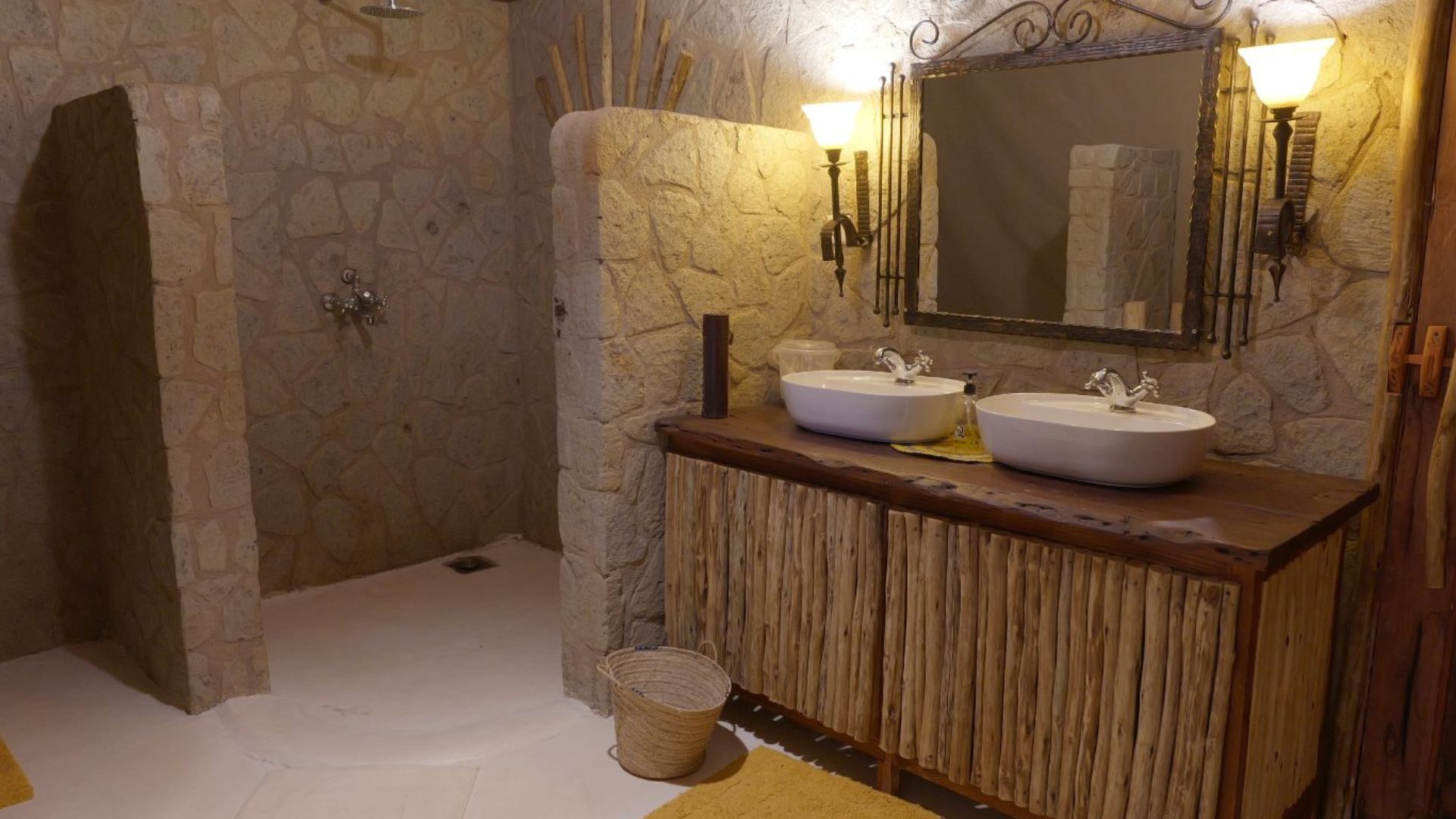 Hotel Tanzania Ngorongo Forest Lodge